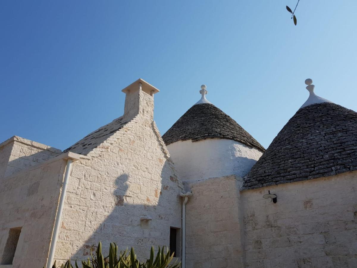 Гостевой дом Trulli Stett Чистернино Экстерьер фото